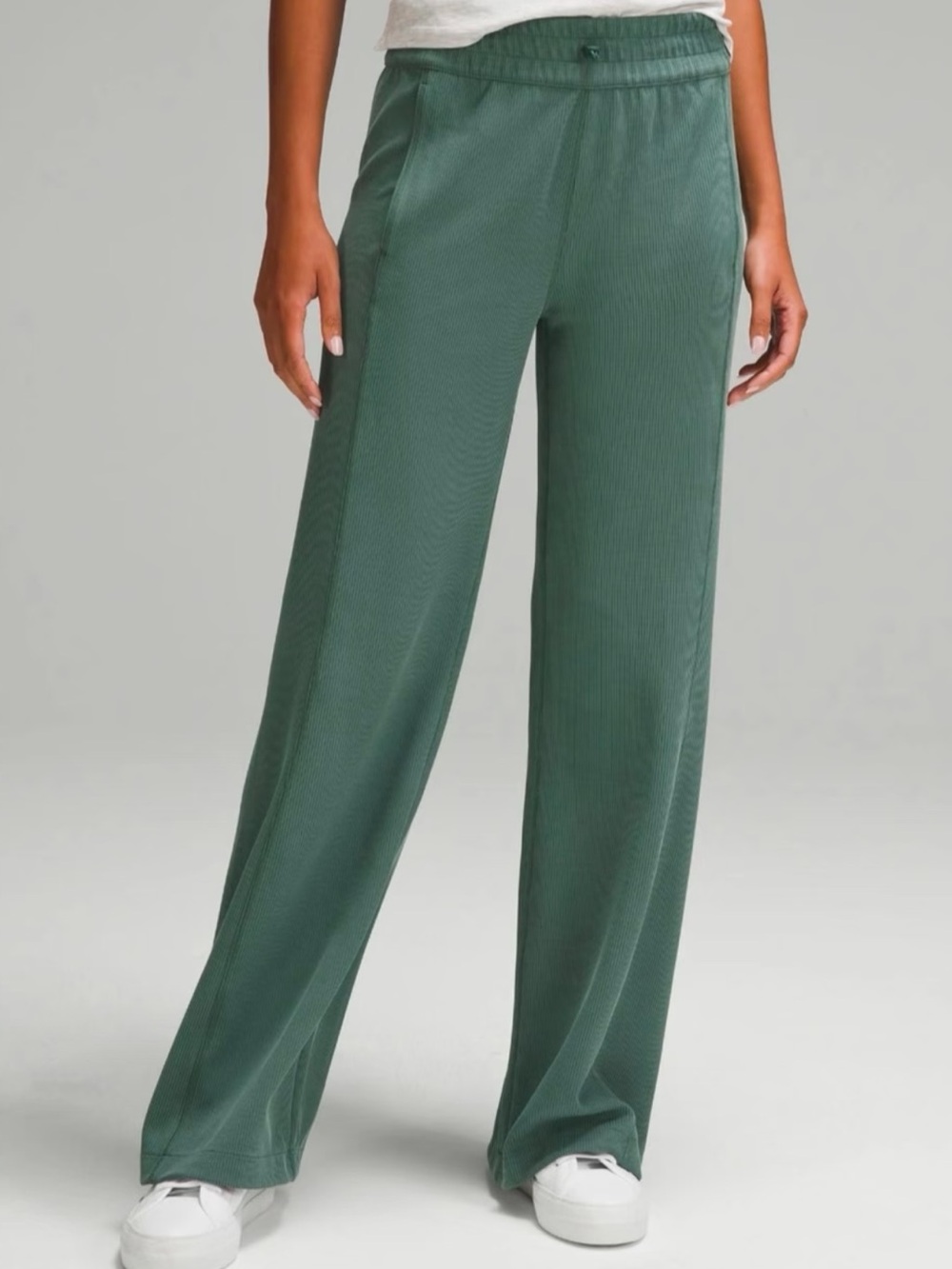 lululemon athletica Wide-Leg Track Pants in Deep Sage